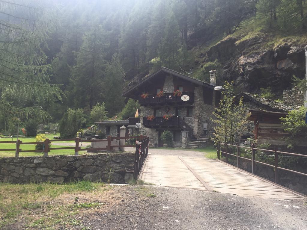 Chalet La Garde Valtournenche Exterior foto