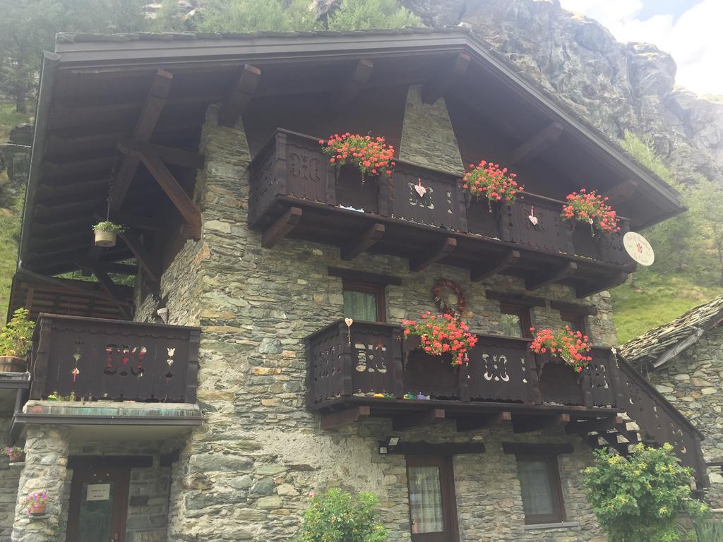 Chalet La Garde Valtournenche Exterior foto